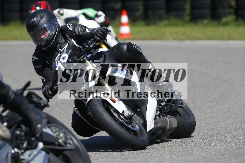 /Archiv-2024/29 12.06.2024 MOTO.CH Track Day ADR/Gruppe rot/70